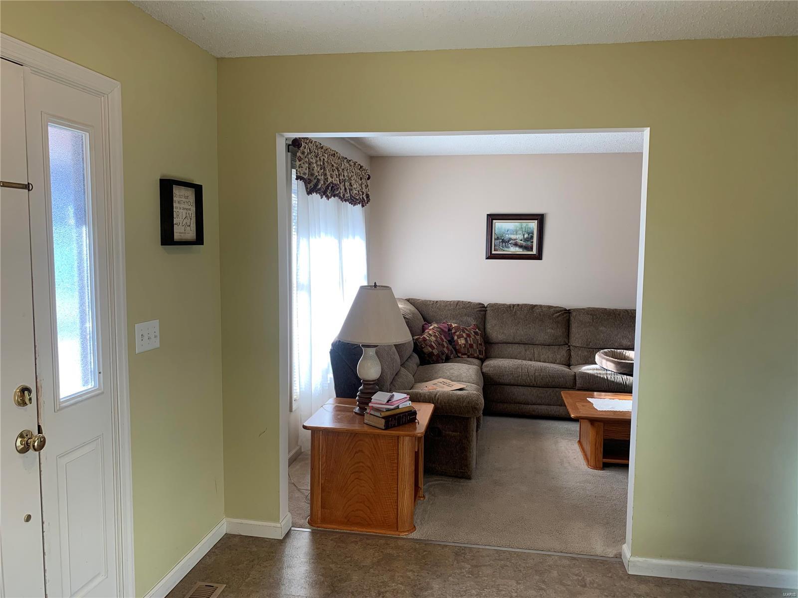3528 Harbor Way Shiloh, IL 62221 - Photo 6 of 40 Gallery Image 6