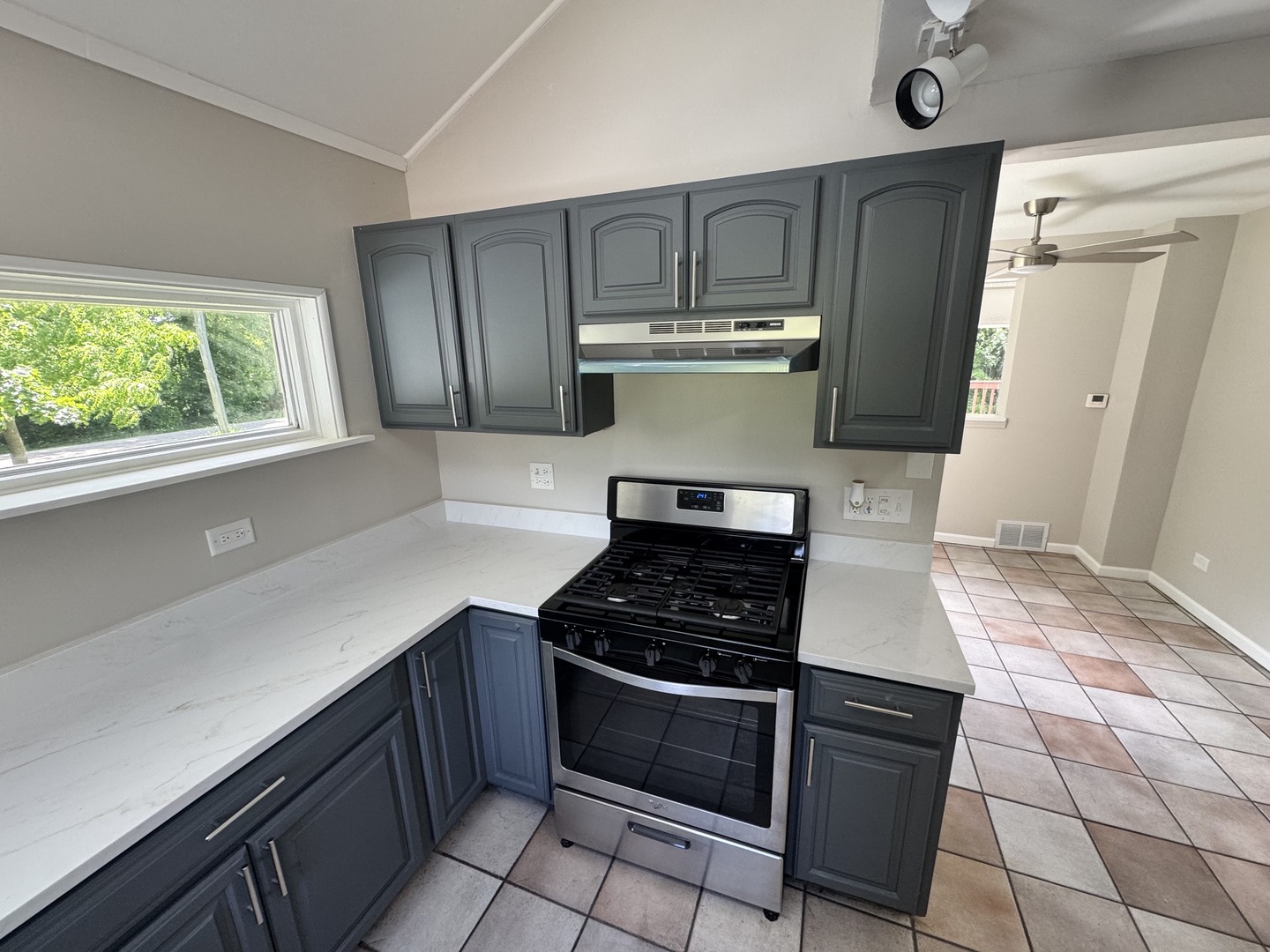 42145 North Kenosha Road Zion, IL 60099 - Photo 11 of 50