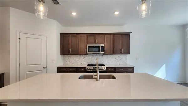 $478,400 | 204 Silverleaf Trail, Bethlehem, GA 30620