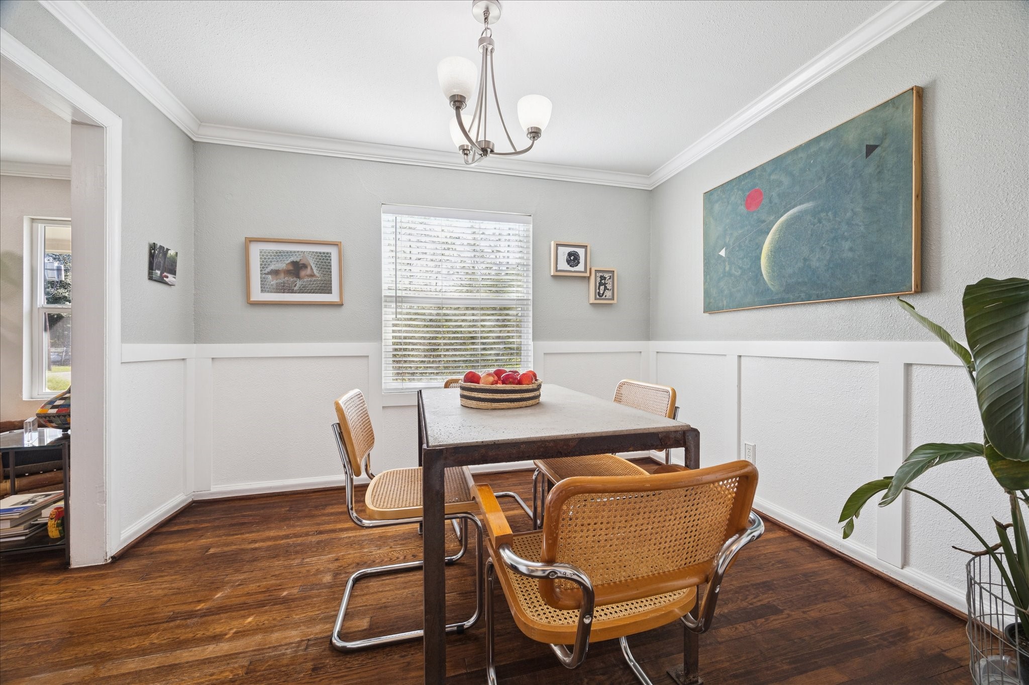 5651 Truett Street Houston, TX 77023 - Photo 12 of 19 a dining room with furniture and window