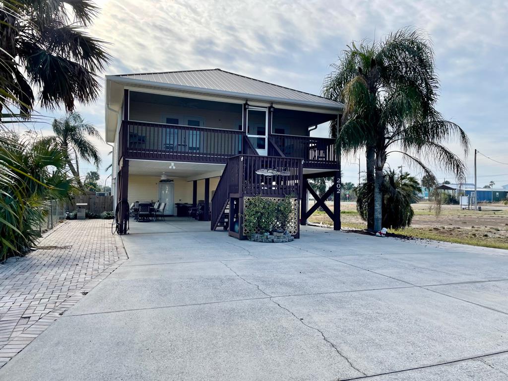 202 6th Street Port St. Joe, FL 32456 - Photo 1 of 36