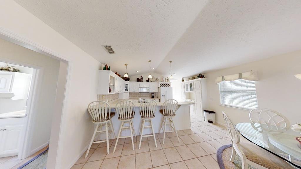 202 6th Street Port St. Joe, FL 32456 - Photo 3 of 36