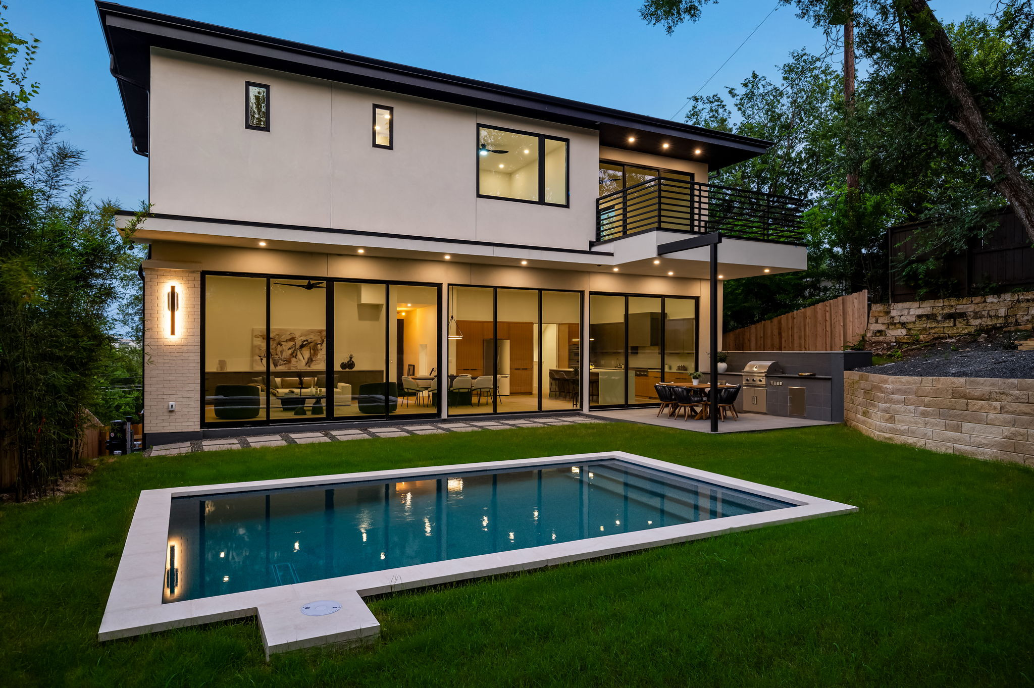 1102 Summit Street Austin, TX 78741 - Photo 31 of 32