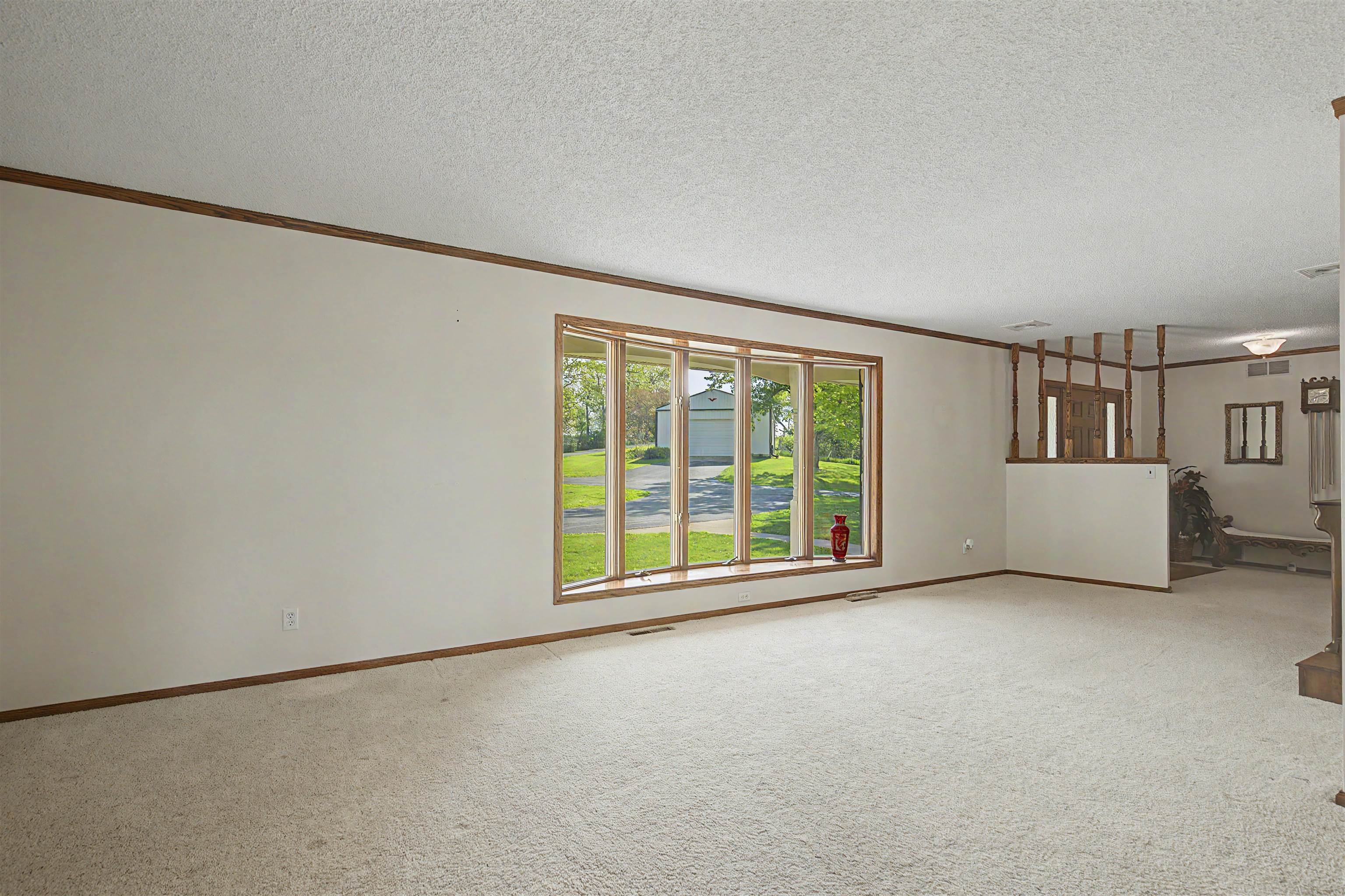 17380 Corbett Road Mount Carroll, IL 61053 - Photo 7 of 65