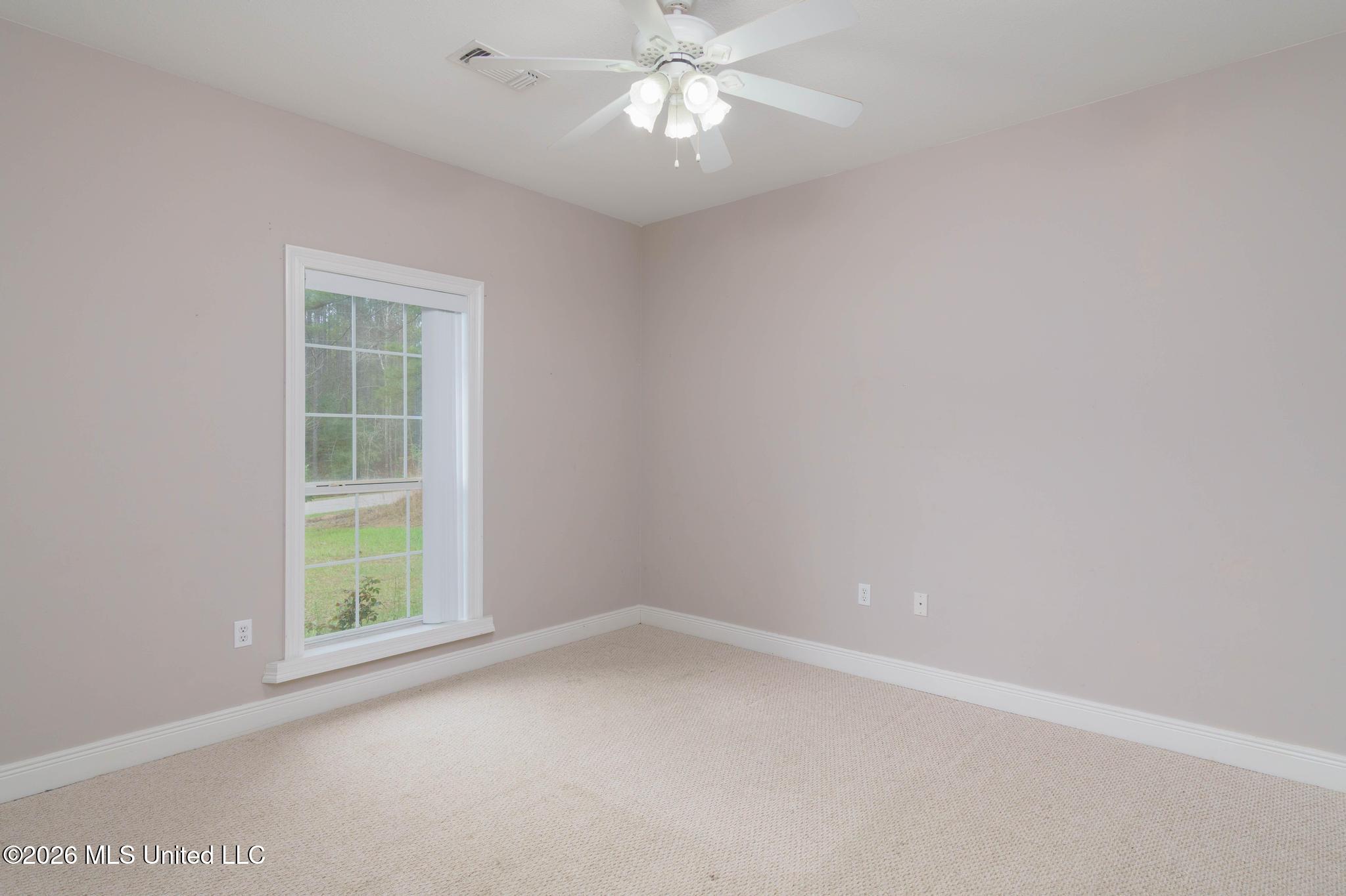45 Robert E Lee Road Hattiesburg, MS 39401 - Photo 12 of 21 45 Robert E Lee Road-12