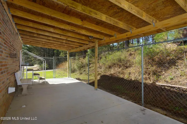 $229,000 | 45 Robert E Lee Road, Hattiesburg, MS 39401