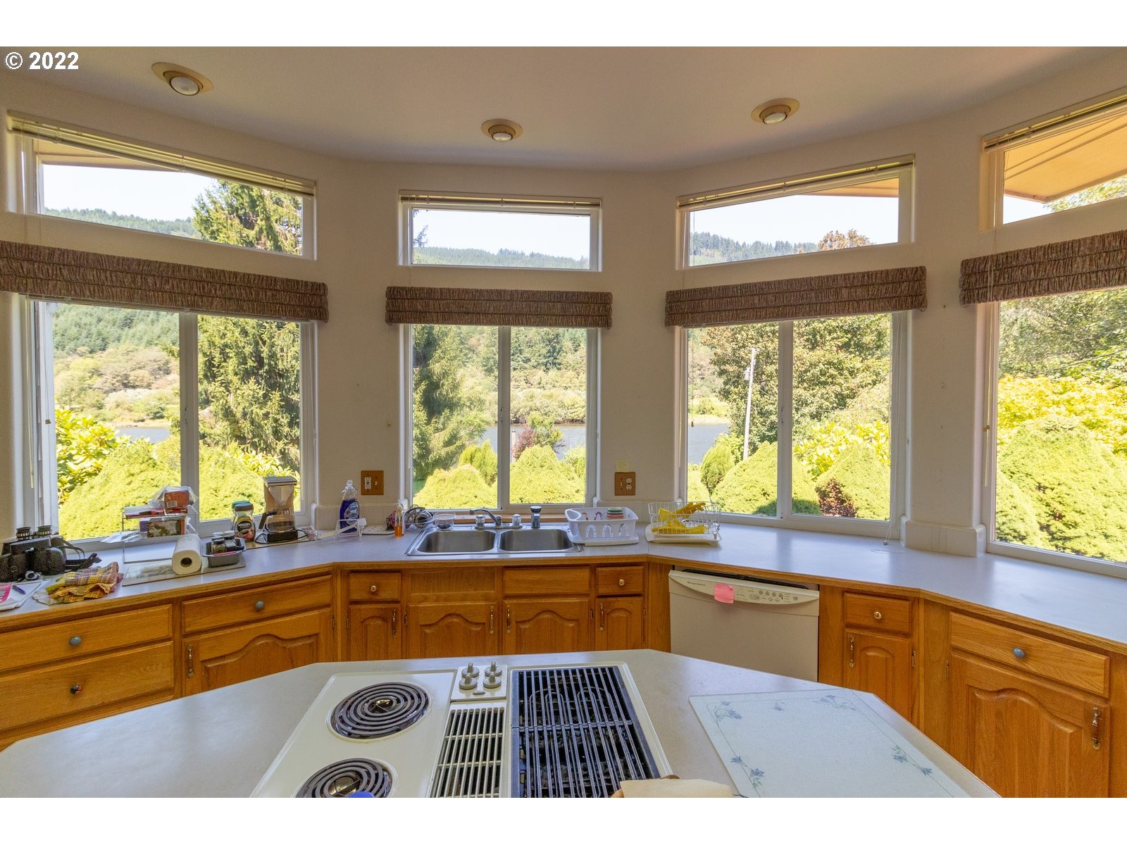10017 Sweet Creek Road Mapleton, OR 97453 - Photo 17 of 32 Gallery Image 17
