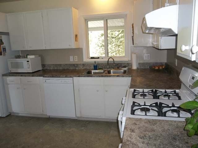 139 Sopher Road Titusville, PA 16354 - Photo 5 of 23 Gallery Image 5