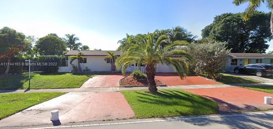 19920 Franjo Road Cutler Bay, FL 33157 - Photo 3 of 12 Gallery Image 3