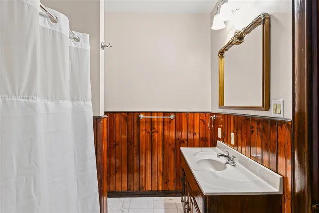 $259,000 | 322 North Guthrie Street, Gibson City, IL 60936