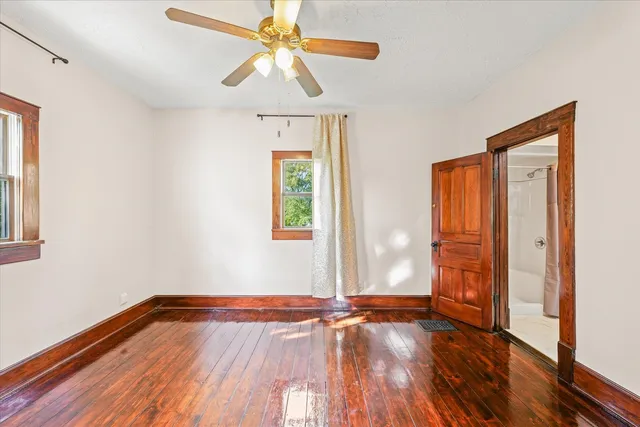 $259,000 | 322 North Guthrie Street, Gibson City, IL 60936