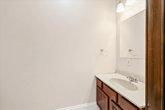 $259,000 | 322 North Guthrie Street, Gibson City, IL 60936