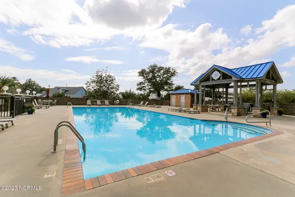 $595,000 | 4425 Arendell Street, Unit 301 & BOATSLIP #25, Morehead City, NC 28557