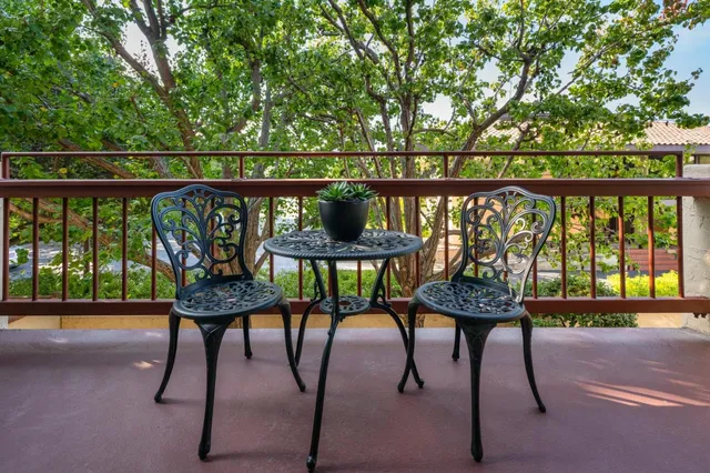 $1,300,000 | 10 9th Avenue, Unit 206, San Mateo, CA 94401