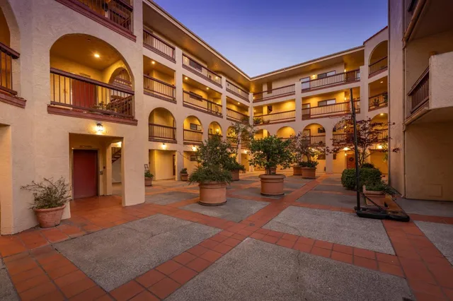 $1,300,000 | 10 9th Avenue, Unit 206, San Mateo, CA 94401