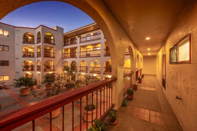 $1,300,000 | 10 9th Avenue, Unit 206, San Mateo, CA 94401