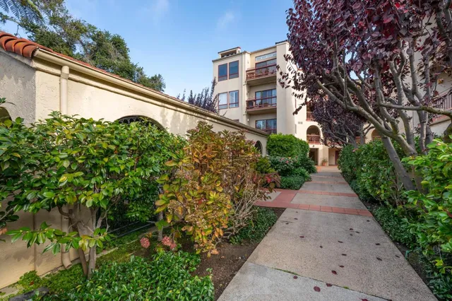 $1,300,000 | 10 9th Avenue, Unit 206, San Mateo, CA 94401