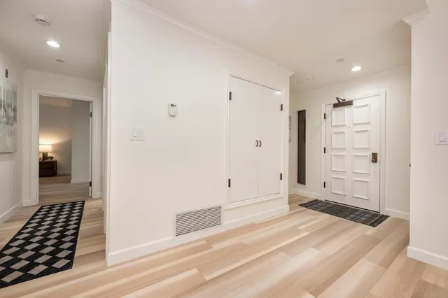 $1,300,000 | 10 9th Avenue, Unit 206, San Mateo, CA 94401