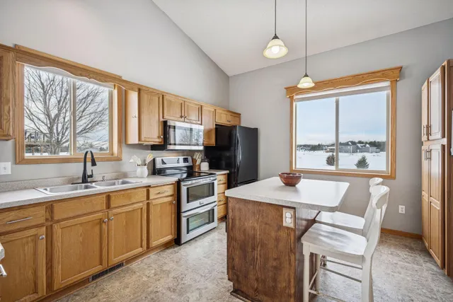 $399,900 | 26338 105th Street Northwest, Zimmerman, MN 55398