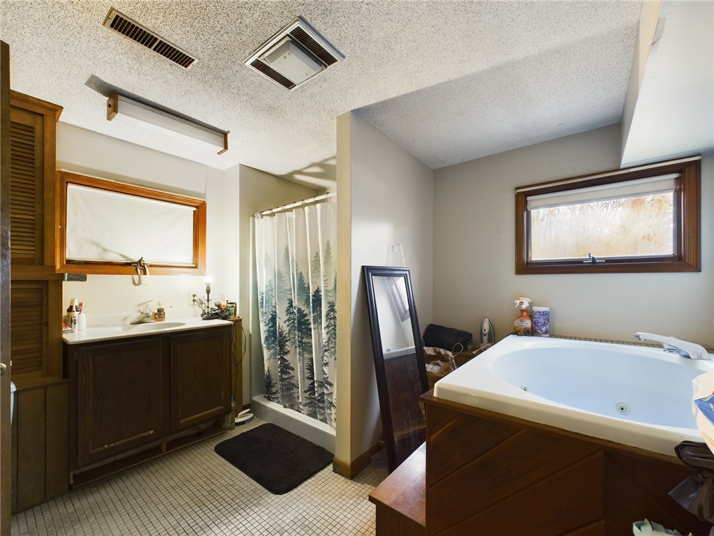 30 Buckeye Brook Road Charlestown, RI 02813 - Photo 6 of 23