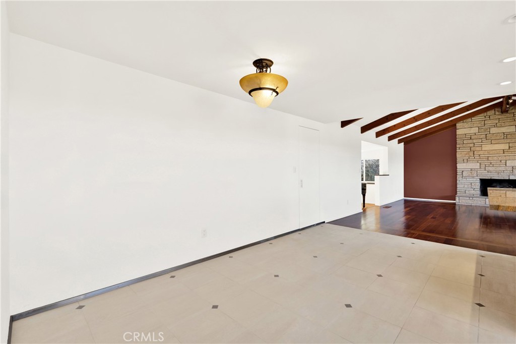 3485 Ridgecrest Drive Carlsbad, CA 92008 - Photo 14 of 74 Gallery Image 14