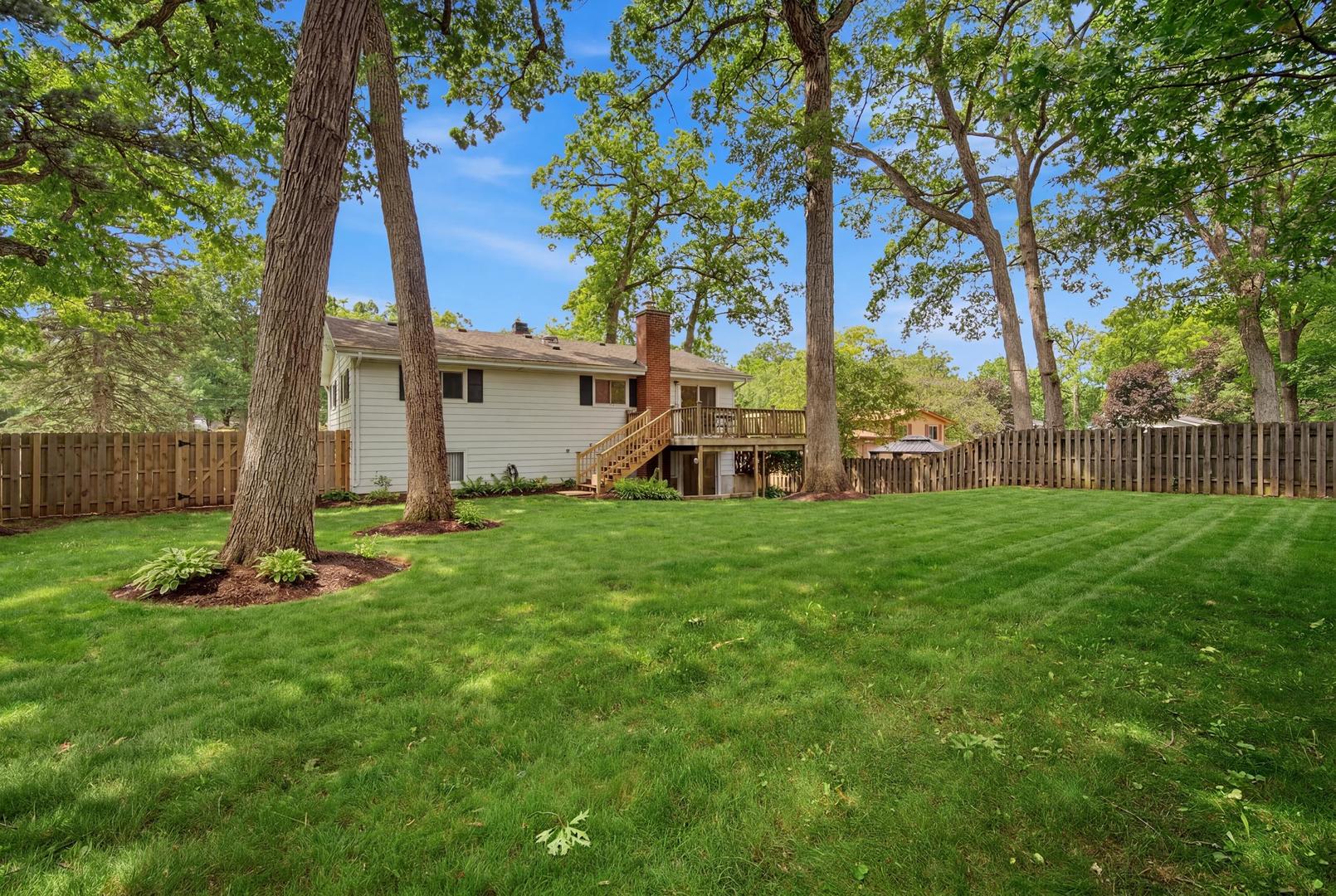 254 Dunbar Road Mundelein, IL 60060 - Photo 18 of 20