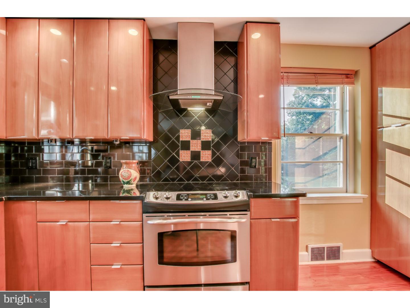 2350 Huntingdon Road Huntingdon Valley, PA 19006 - Photo 10 of 25 Gallery Image 10