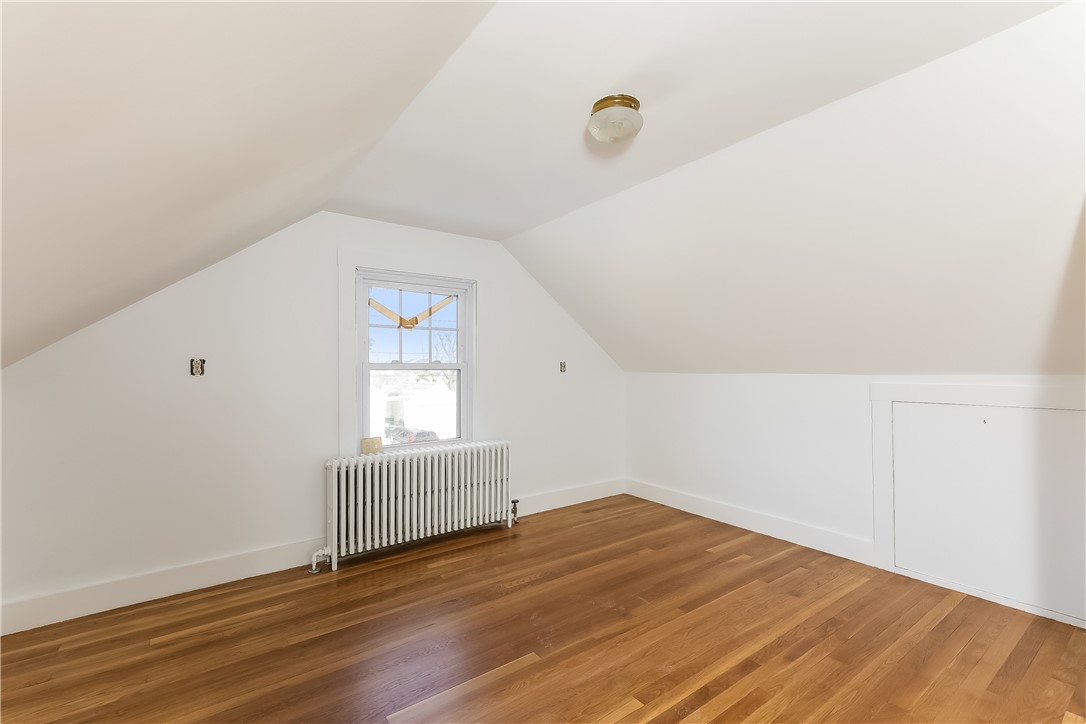 1581 West Main Road Middletown, RI 02842 - Photo 19 of 37 Bedroom #3 - 2nd Floor