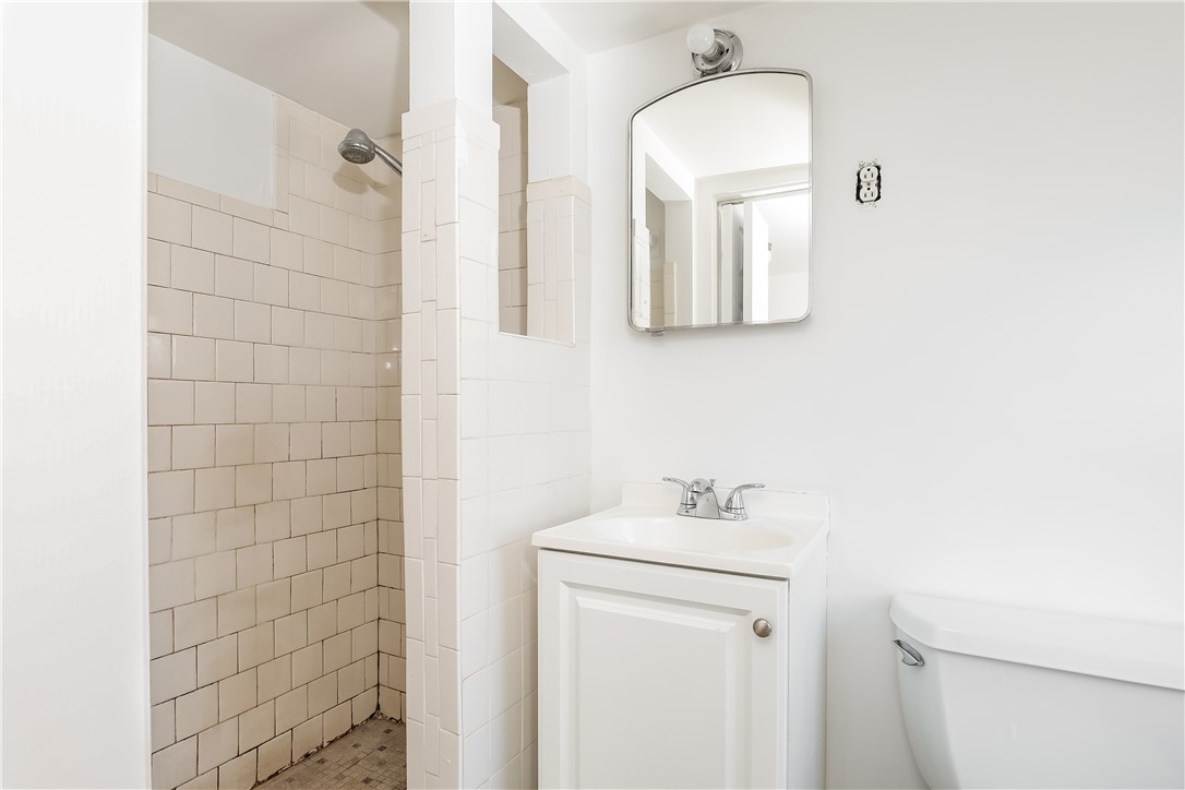 1581 West Main Road Middletown, RI 02842 - Photo 23 of 37 Bathroom 2nd Floor