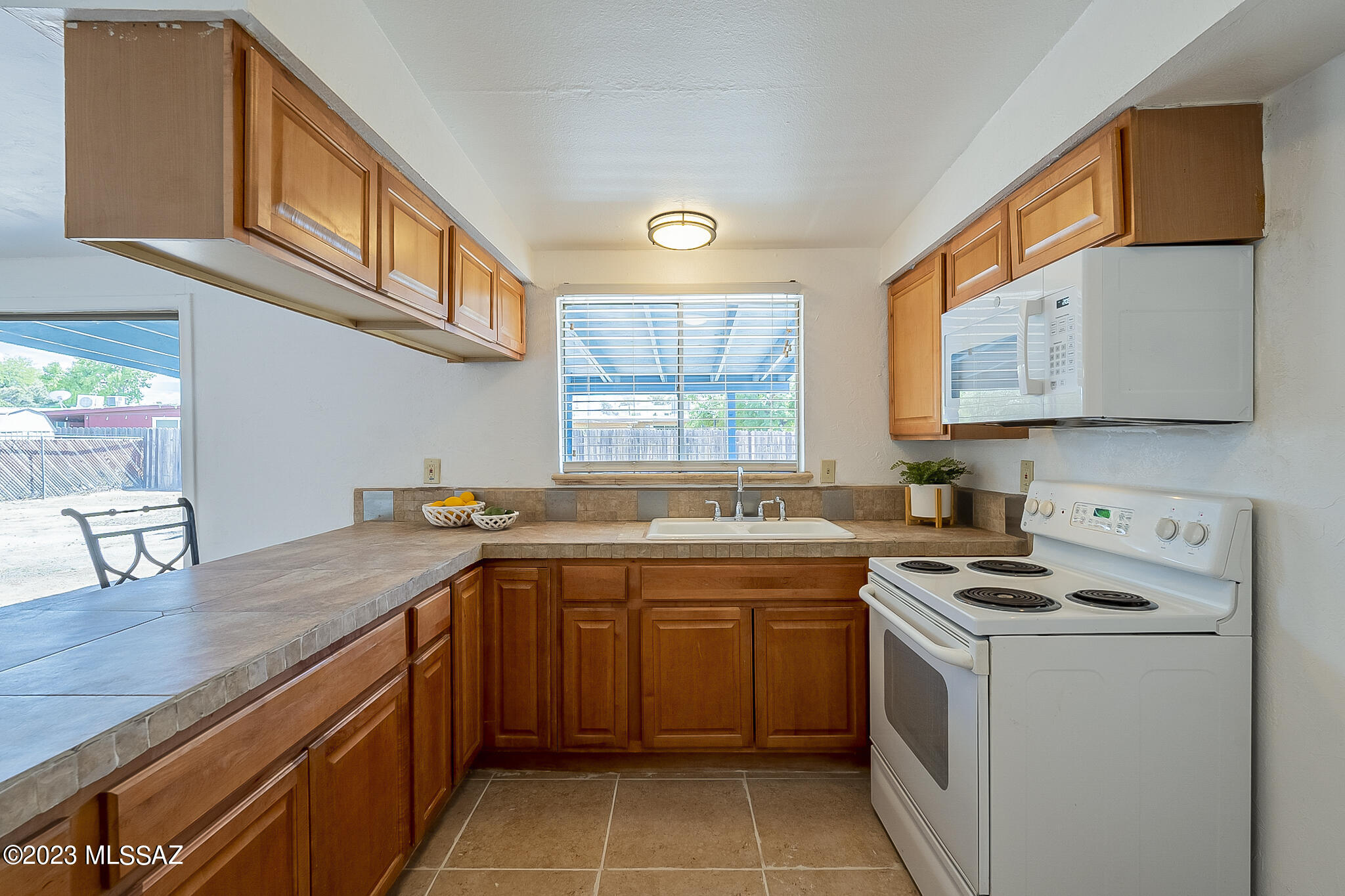 4282 East Dover Stravenue Tucson, AZ 85706 - Photo 12 of 31