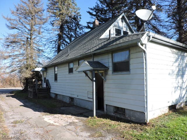 4631 Center Road Lowellville, OH 44436 - Photo 6 of 24 Gallery Image 6