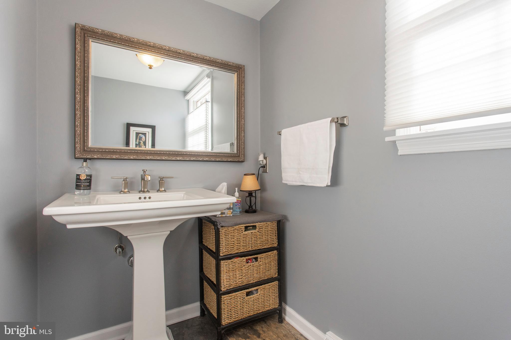 229 French Road Newtown Square, PA 19073 - Photo 33 of 72 First Floor Powder Room