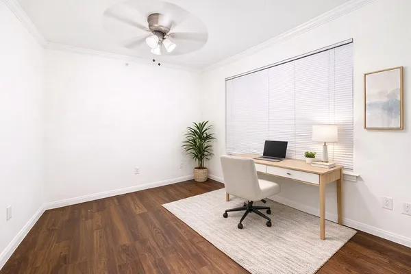 $2,595 | 501 West 26th Street, Unit 314, Austin, TX 78705