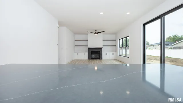 $550,000 | 353 North Pocono Avenue, Morton, IL 61550