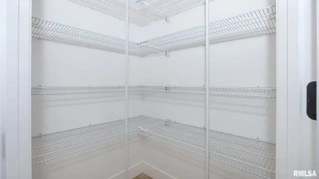 $550,000 | 353 North Pocono Avenue, Morton, IL 61550