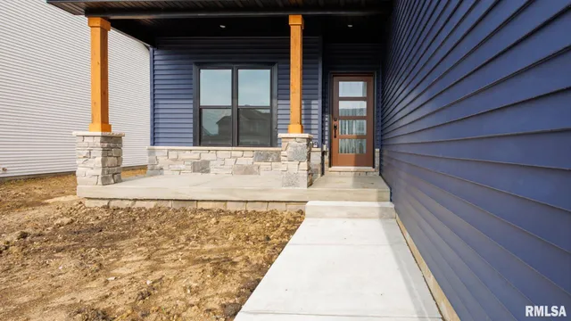 $550,000 | 353 North Pocono Avenue, Morton, IL 61550