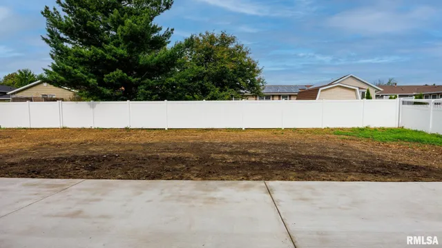 $550,000 | 353 North Pocono Avenue, Morton, IL 61550