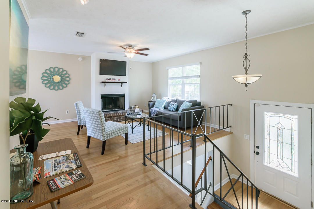 342 Seminole Road Atlantic Beach, FL 32233 - Photo 1 of 57 031