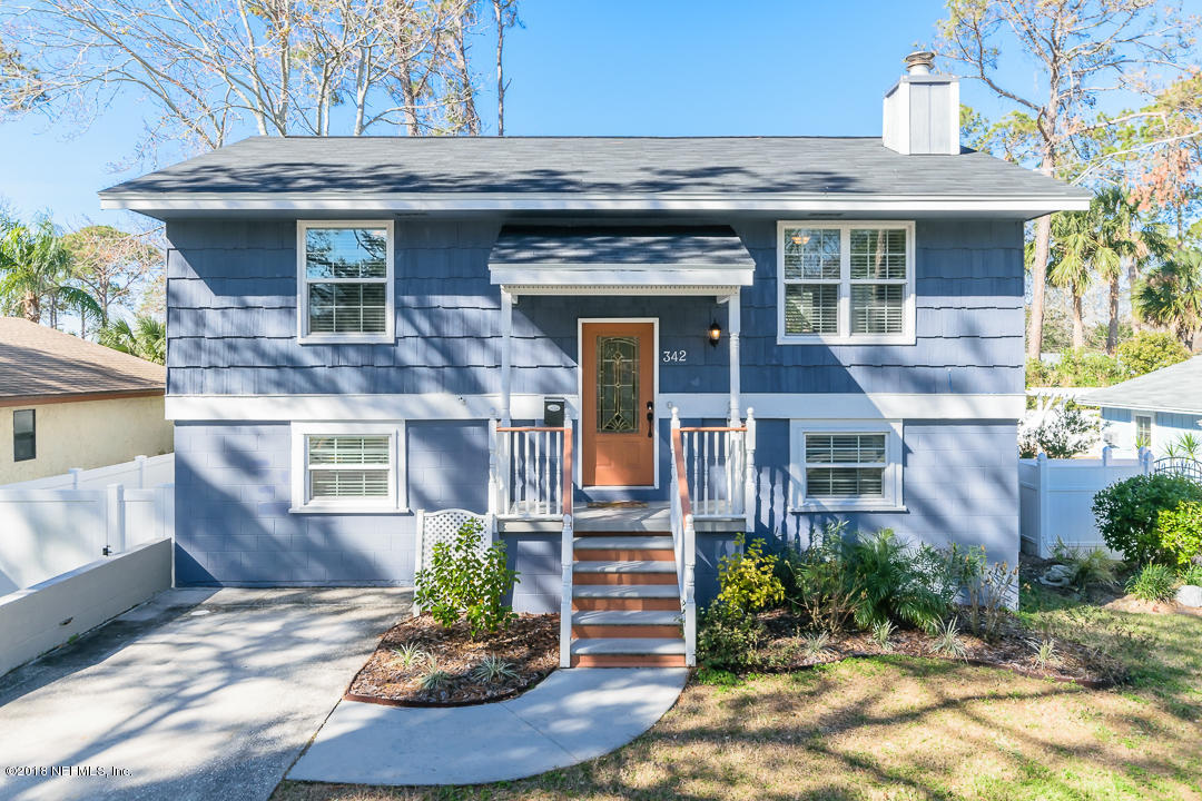 342 Seminole Road Atlantic Beach, FL 32233 - Photo 9 of 57 Welcome home!
