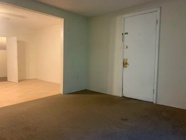 $1,595 | 354 A Main Street, Unit 8, Somersworth, NH 03878