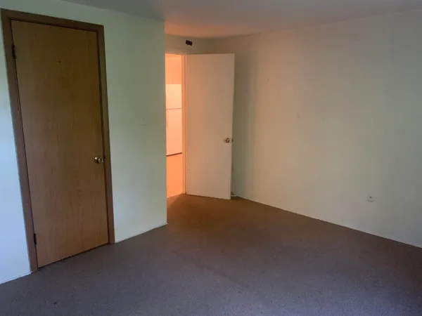 $1,595 | 354 A Main Street, Unit 8, Somersworth, NH 03878