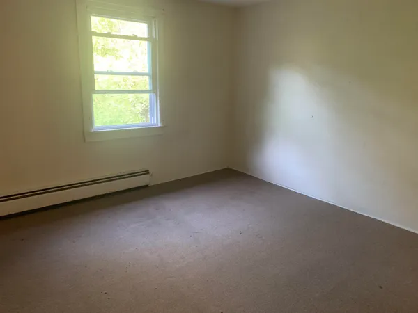 $1,595 | 354 A Main Street, Unit 8, Somersworth, NH 03878