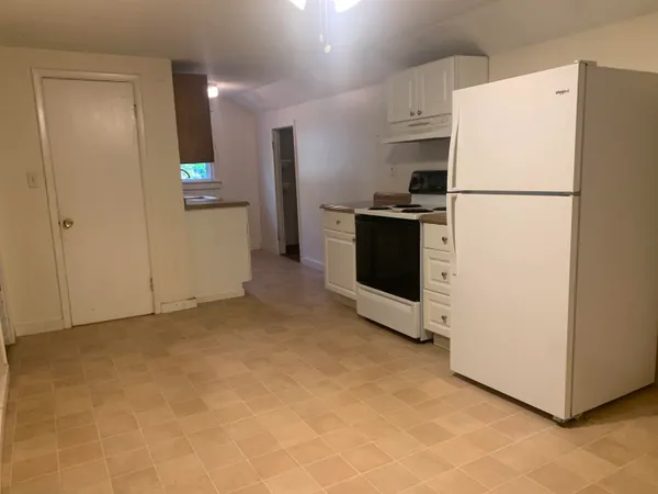 $1,595 | 354 A Main Street, Unit 8, Somersworth, NH 03878