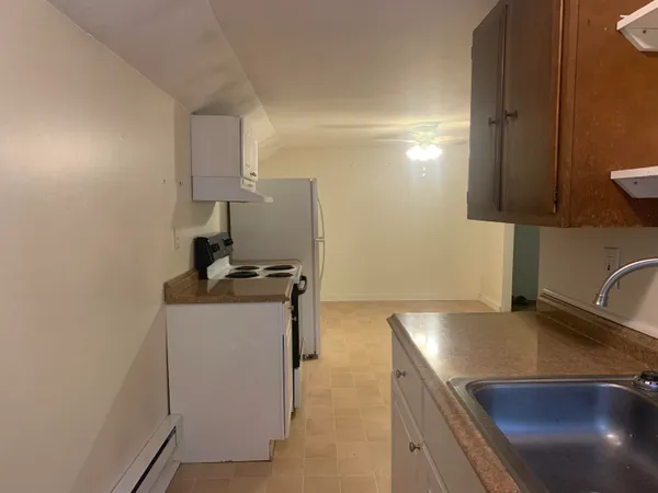 $1,595 | 354 A Main Street, Unit 8, Somersworth, NH 03878