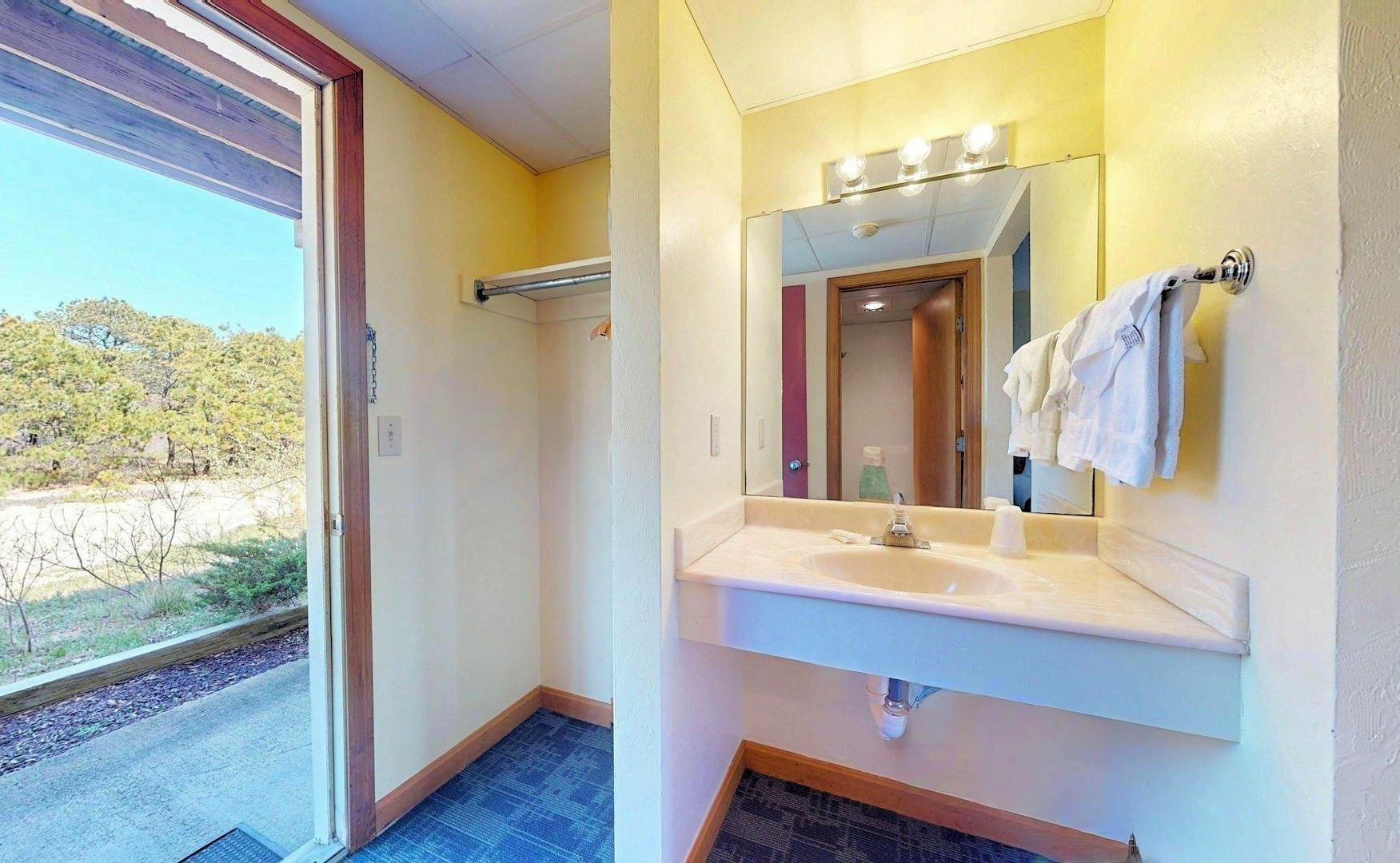 179 Shore Road, Unit 208 Truro, MA 02666 - Photo 8 of 28 Horizons-05082026_214531