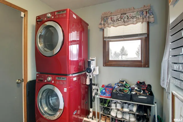 $299,000 | 4717 Harrison Street, Quincy, IL 62305