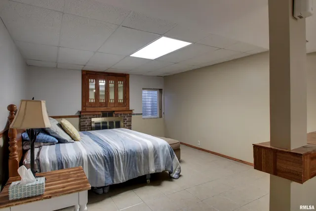 $299,000 | 4717 Harrison Street, Quincy, IL 62305