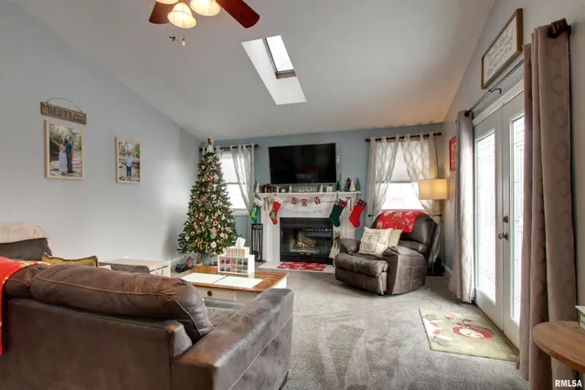 $299,000 | 4717 Harrison Street, Quincy, IL 62305