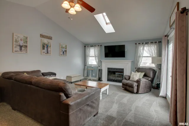 $299,000 | 4717 Harrison Street, Quincy, IL 62305