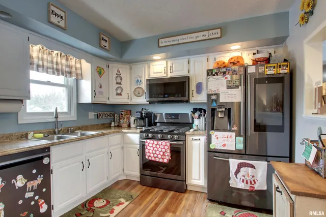 $299,000 | 4717 Harrison Street, Quincy, IL 62305